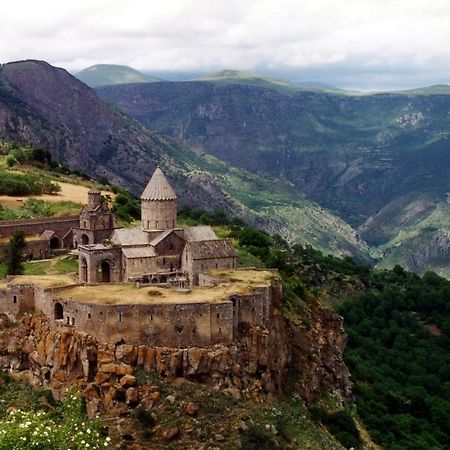 Armine B&B Tatev Eksteriør billede