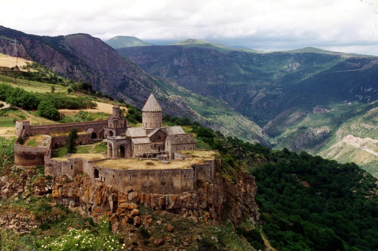 Armine B&B Tatev Eksteriør billede