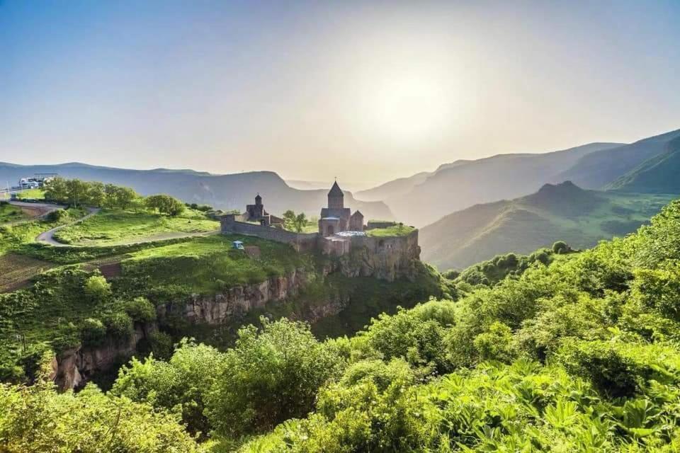 Armine B&B Tatev Eksteriør billede